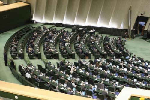 تصویب لایحه الحاق دولت ایران به موافقت نامه استفاده مشترک از واگن ها و کانتینرهای متعلق به کشورهای مشترک المنافع