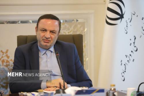 مناطق آزاد از ماموریت توسعه تا هزینه زایی با نیروی انسانی مازاد