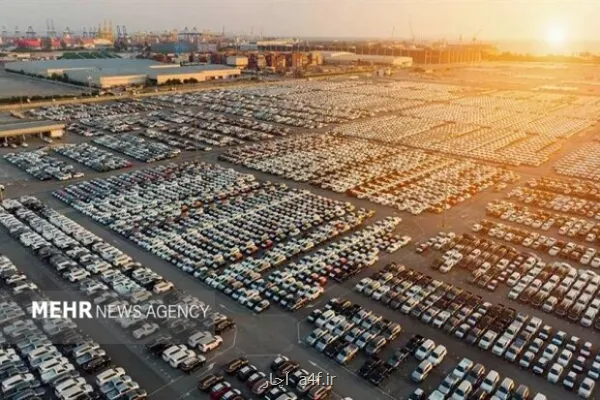 گزارش بازار خودرو کاهش ملایم قیمتها در بیشتر مدلهای داخلی به همراه جدول